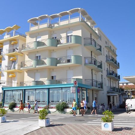 Hotel Silvana Μπελάρια-Ιτζέα Μαρίνα Εξωτερικό φωτογραφία